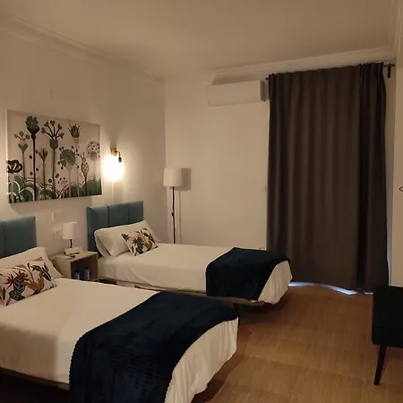 Hotel Canas 3*